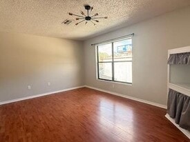 Building Photo - 15474 Cortez Blvd