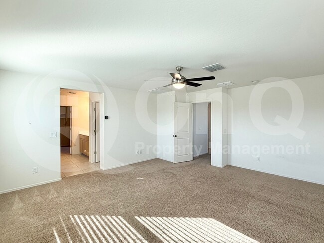 Building Photo - 2635 W Bowker St