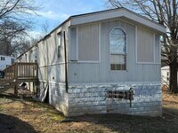 Building Photo - 1754 Zion Rd