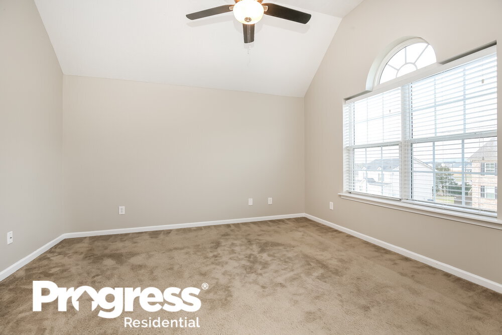 Building Photo - 612 Rock Glen Trace