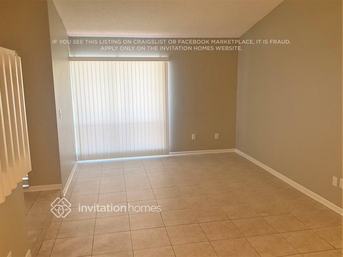 Building Photo - 553 Oak Creek Dr