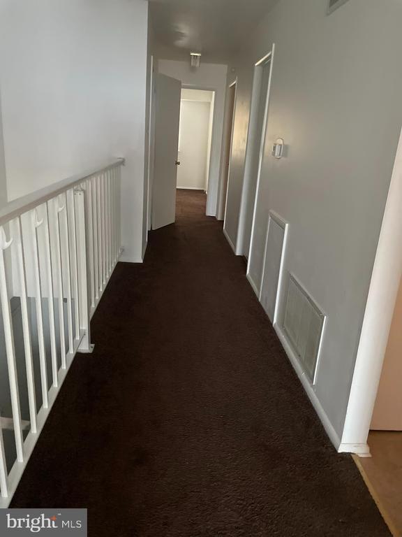 Building Photo - 806B Cypress Point Cir