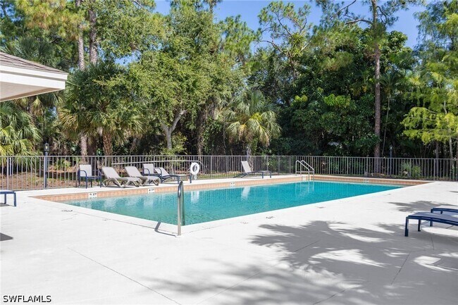 Building Photo - 789 Coldstream Ct