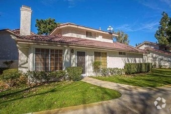Front - 6828 Poppyview Dr