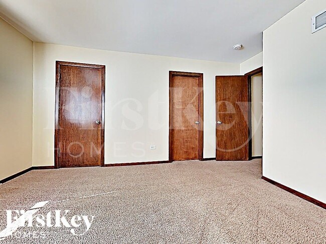 Building Photo - 22600 Amy Dr