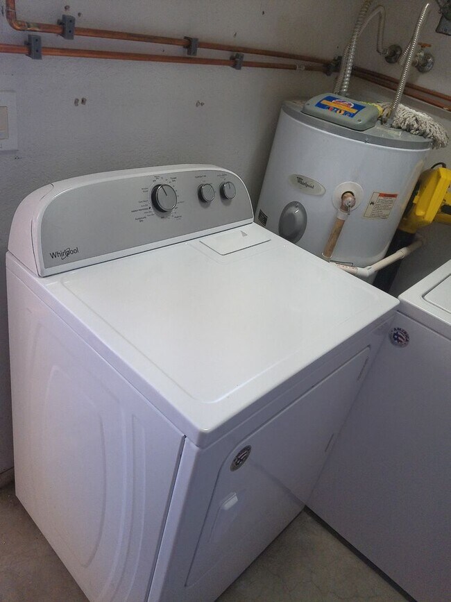 Building Photo - Beautiful updated condo in Los Lagos Upstairs unit. Available March 15 to Dec 31st 2026