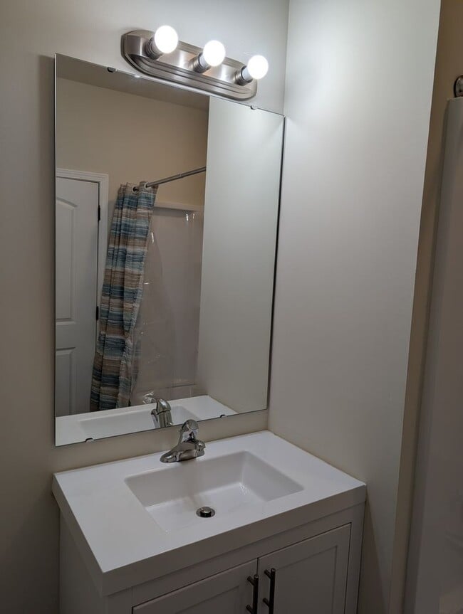 Building Photo - Charming 2BR Condo in Dardenne Prairie