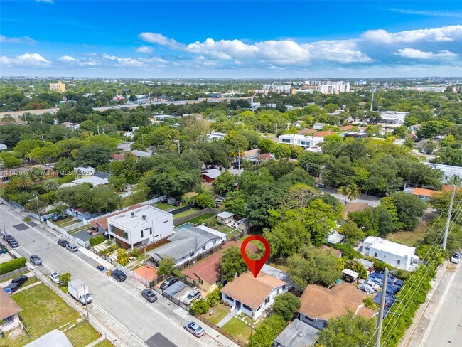 Building Photo - 315 NW 50th St