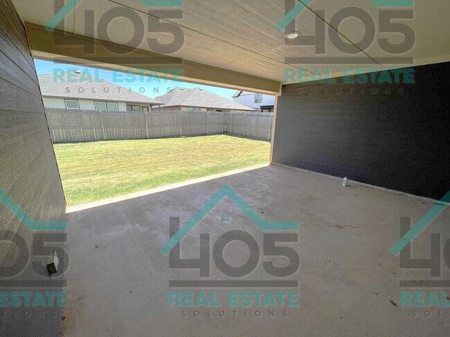 Building Photo - 7500 NW 149th St