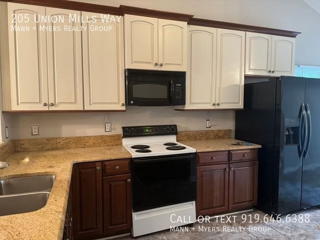 Building Photo - 205 Union Mills Way