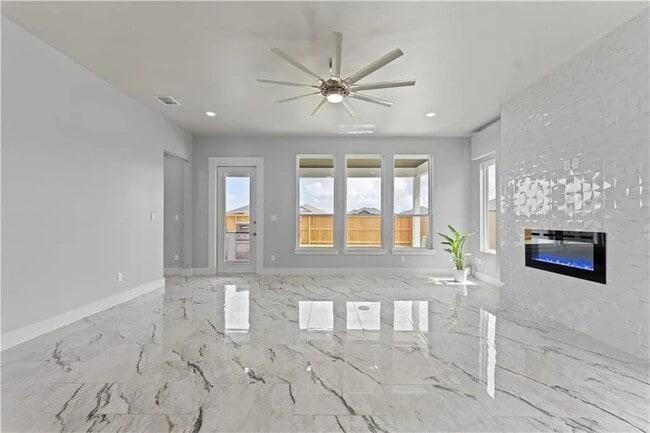 Building Photo - 2610 Lady Andrea Dr