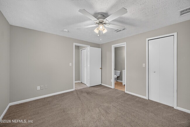 Building Photo - 1143 Tumbleweed Dr