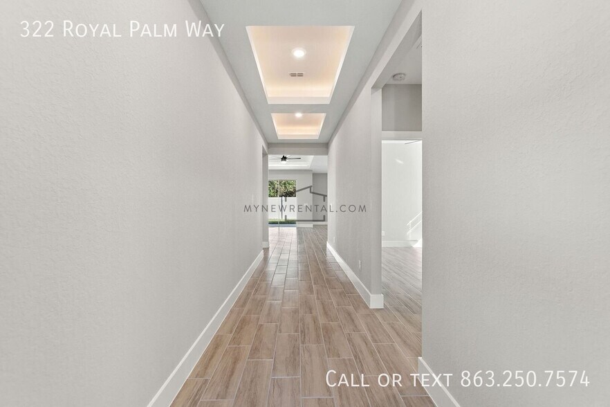 Building Photo - 322 Royal Palm Wy