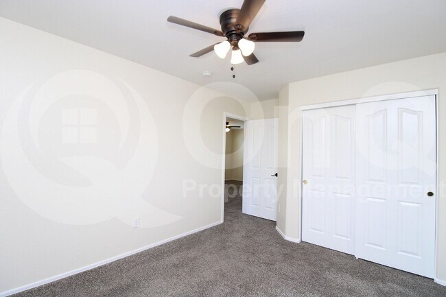 Building Photo - 4256 E Baylor Ln