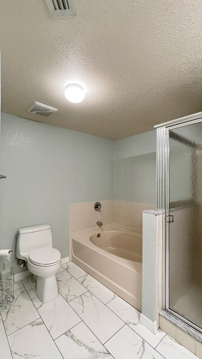 Building Photo - 170 SW Peacock Boulevard 36-104 Port Saint...