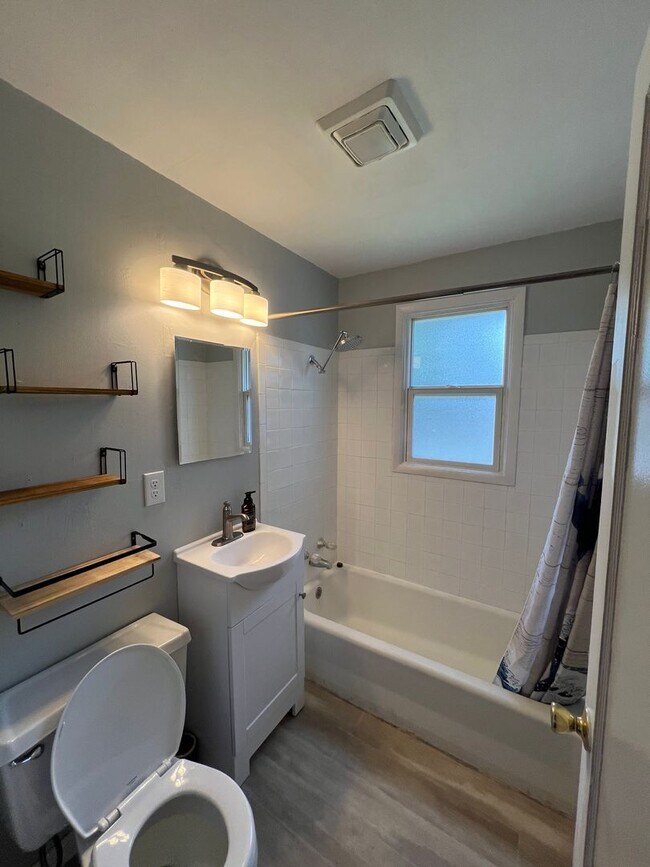 Building Photo - North Spokane Gem!! Coming soon!