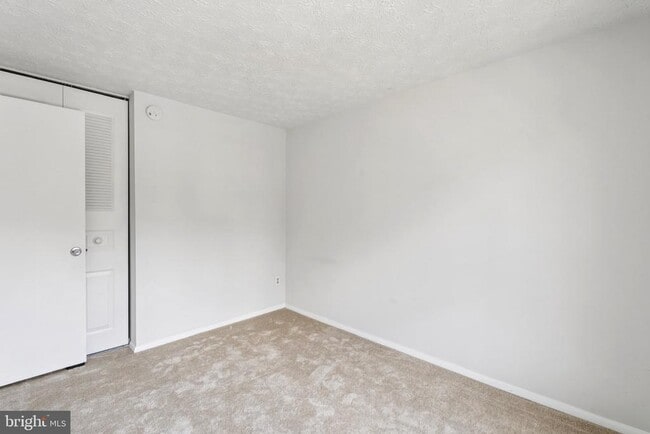 Building Photo - 7994 Tyson Oaks Cir