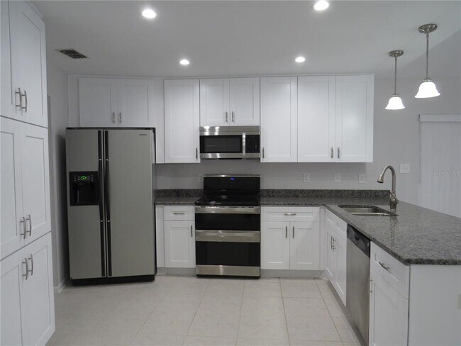 Building Photo - 4023 Paddlewheel Dr