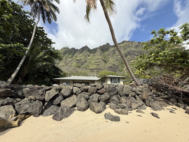 Building Photo - 49-803-803 Kamehameha Hwy