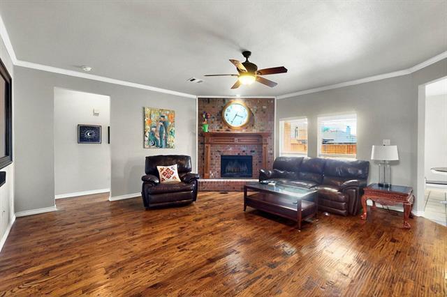 Building Photo - 1236 Blue Brook Dr