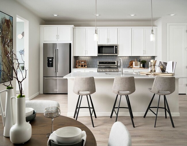 Building Photo - Modern End-Unit: 2-Story Home with Unfinished Basement