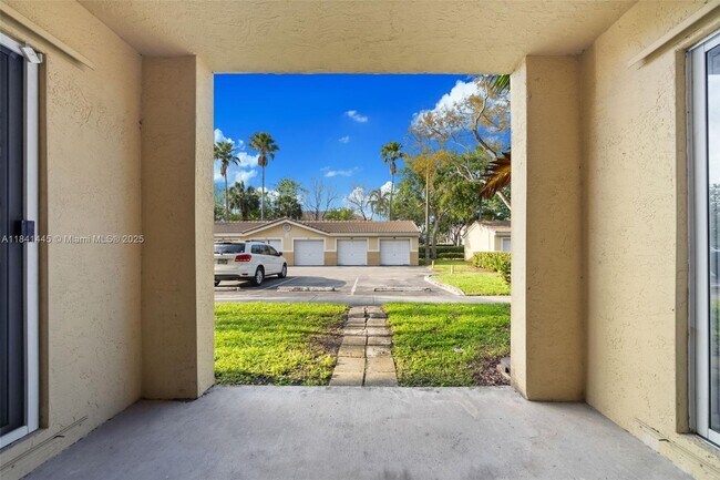Building Photo - 2600 S University Dr