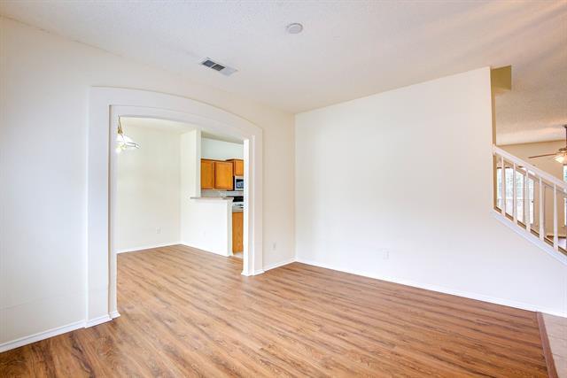 Building Photo - 4717 Woodhaven Ln