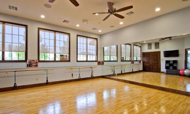 Building Photo - 108 Rivalto Cir