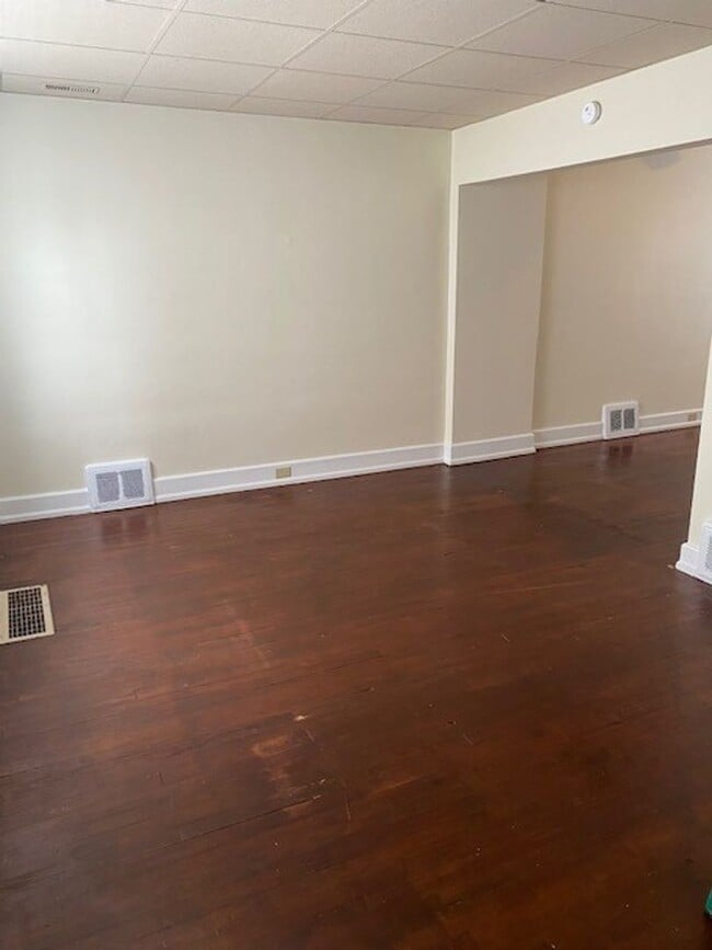 Building Photo - 321 Carroll St