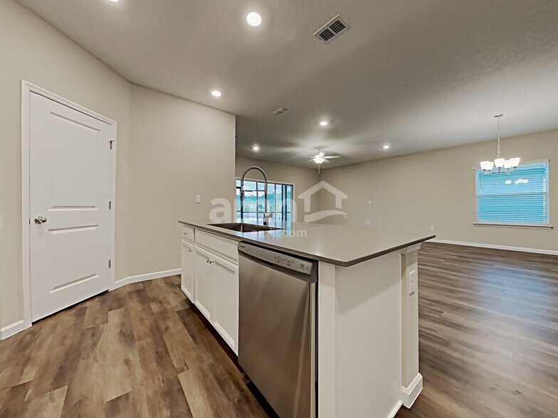 Building Photo - 282 Stone Arbor Ln
