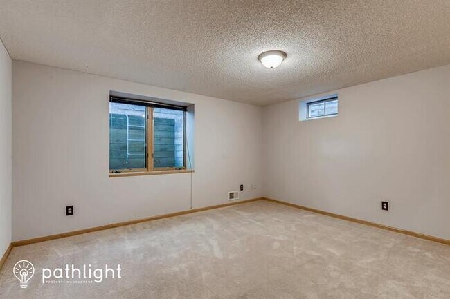 Building Photo - 14355 4Th Avenue N, Plymouth, MN, 55447