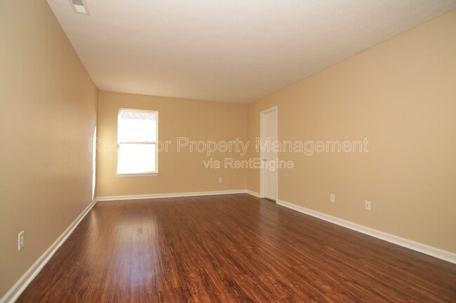 Building Photo - 12419 Deerview Dr