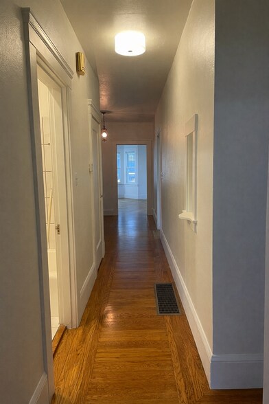 Building Photo - 244 30th St