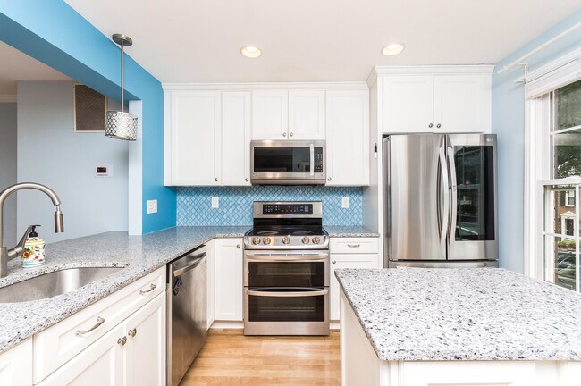 Building Photo - 2346 Horseferry Ct