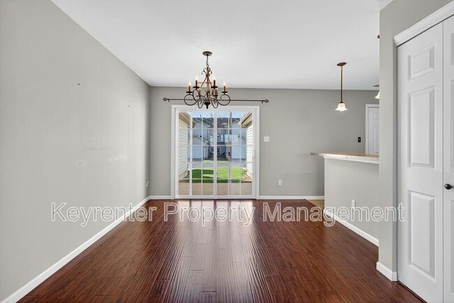 Building Photo - 1111 Ridgeway Dr