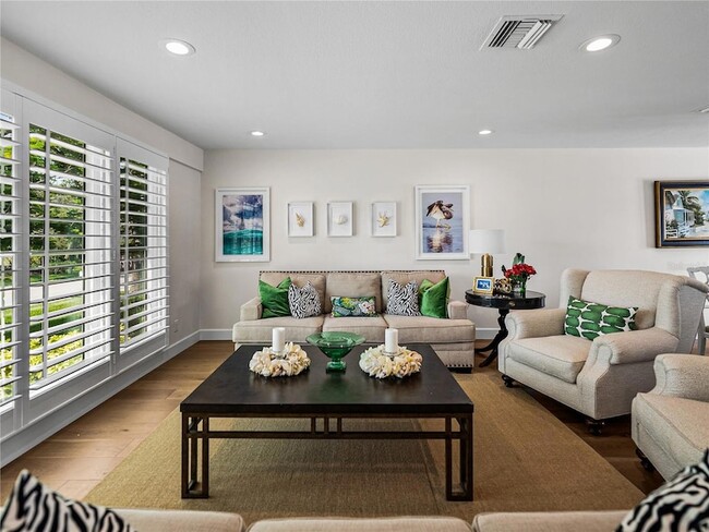 Building Photo - 829 59th Ave