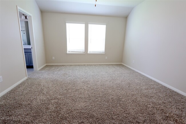 Building Photo - 906 Pismo Ln