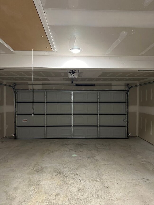 Building Photo - Don’t Wait — Pre-Leasing Now! 3 Bedroom, 2 Bath Home in North Little Rock
