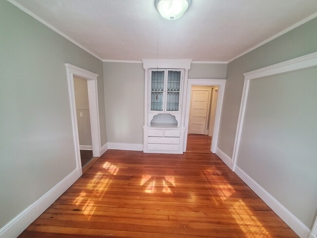 Building Photo - 247 Boston St