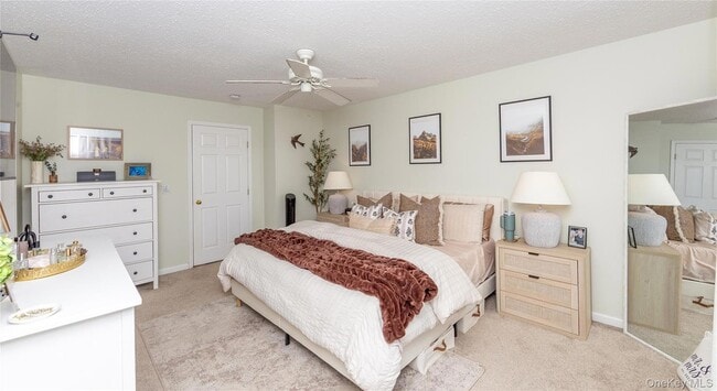 Building Photo - 3 Evergreen Way