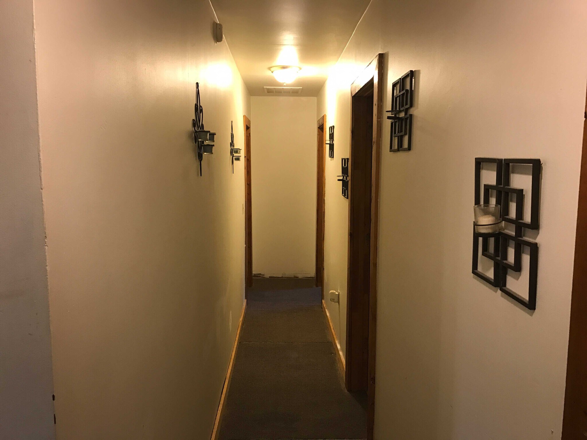 Building Photo - 995 Old US Route 33