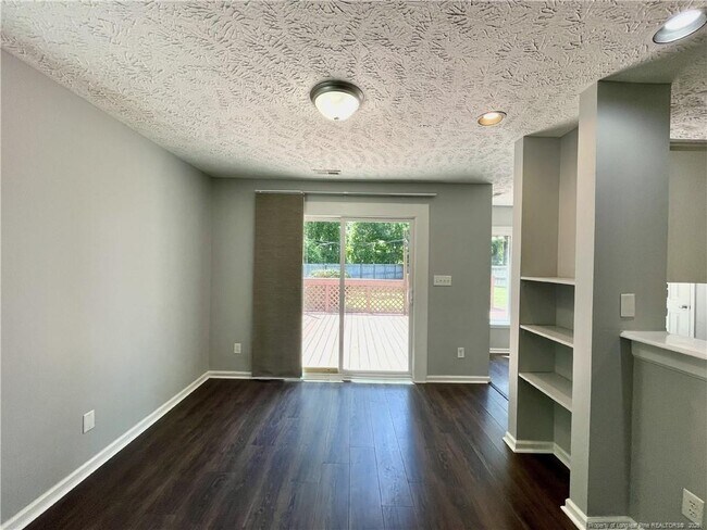 Building Photo - 4226 Donegal Dr