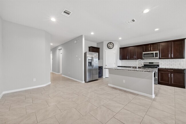 Building Photo - 3015 Lightles Manor Ct