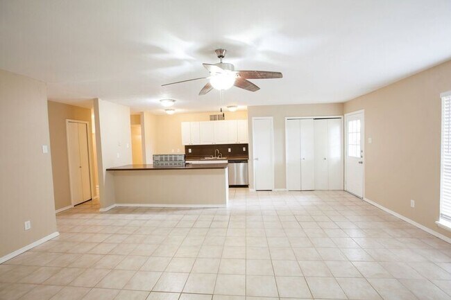 Building Photo - 5308 Gates Dr