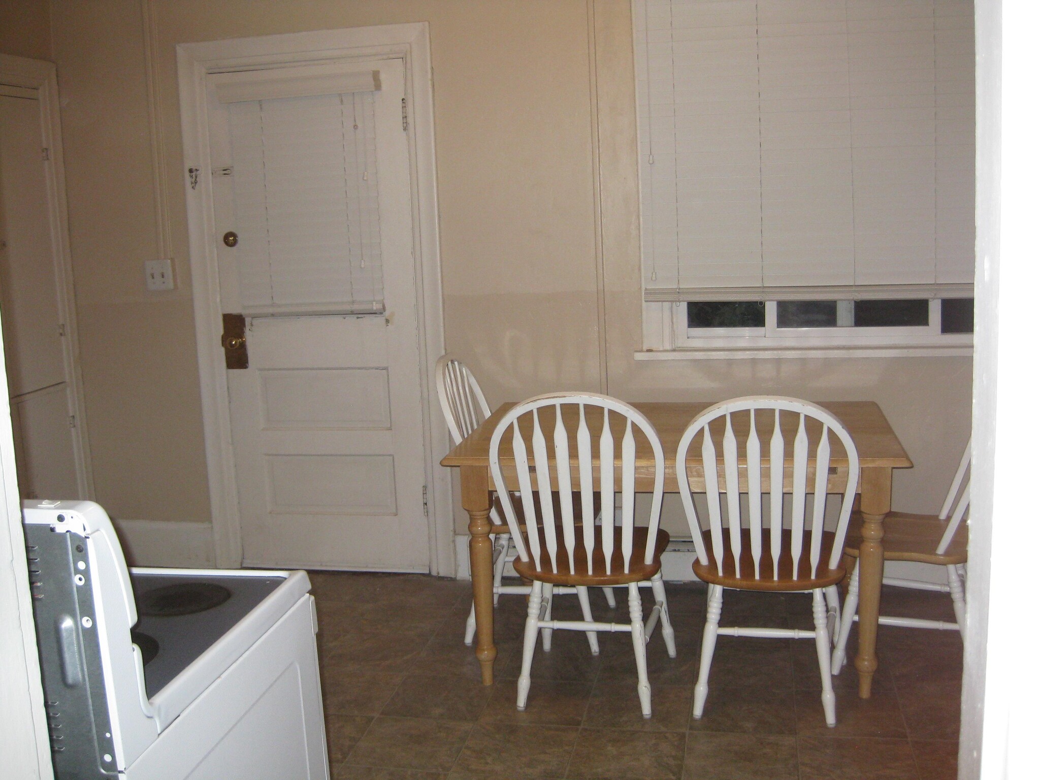 Building Photo - 290 N 300 E