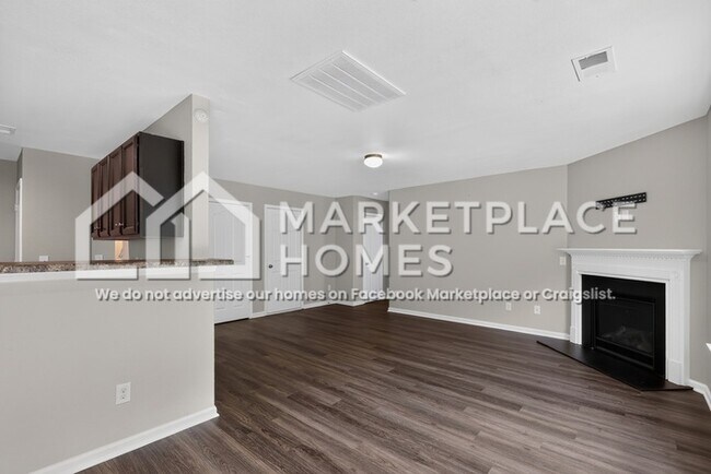 Building Photo - 401 Feather Site Ct