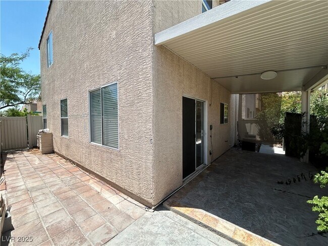 Building Photo - 5846 Lee Fairy Ct