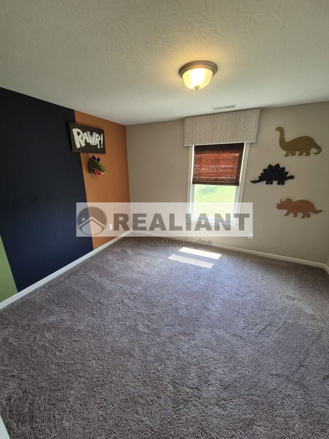 Building Photo - 10513 Greenbrook Dr