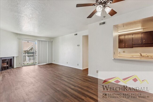 Building Photo - Cozy & Convenient 2-Bed, 1-Bath Condo in Roy!