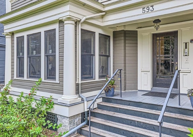 Building Photo - 593 Laurel Ave